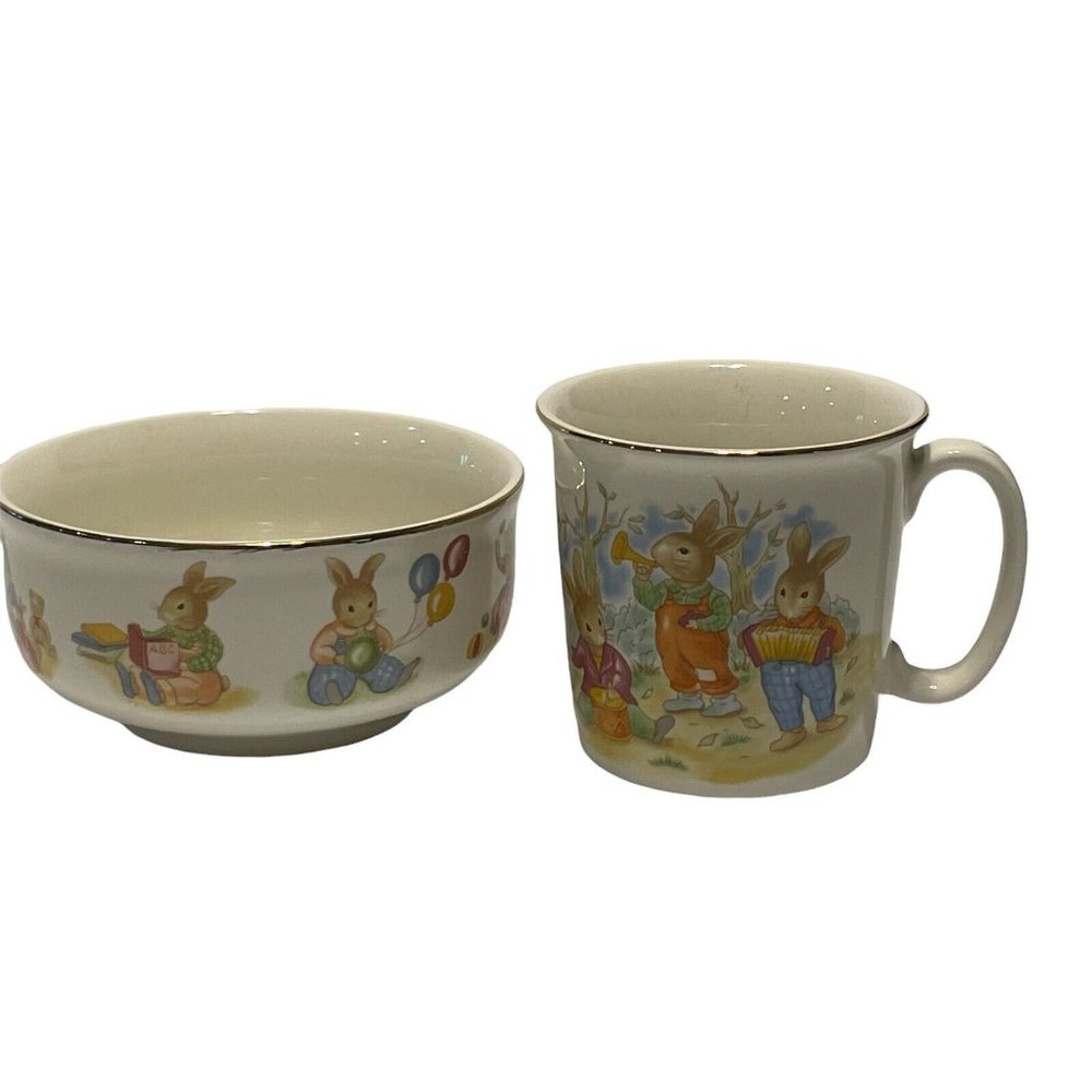 Mount Clemens Pottery L'il Bunny Rabbit Childs  Bowl Cup Dishes Gold  Trim